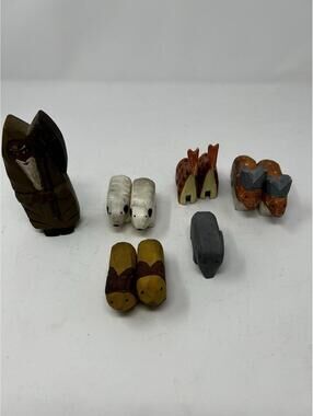 VINTAGE NOAH'S ARK HAND-CARVED FOLK ART Primitive Incomplete Replacement 9 Figur